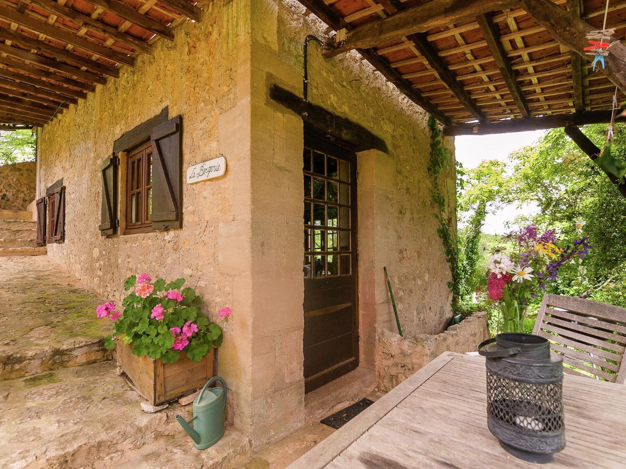 Cottage In Les Eyzies De Tayac Sireuil With Pool Meyrals Exteriér fotografie